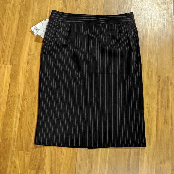 Vintage Mix-it Pencil Skirt Black Pin Stripe size 10 BNWT - Picture 2 of 4